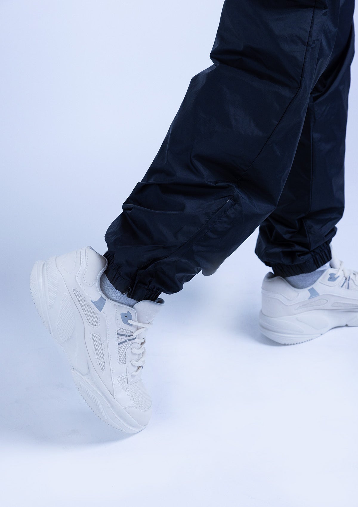 2600S Unisex Full Zipper Taffeta Nylon Tracksuit Jacket and Joggers Set with White Piping - Black