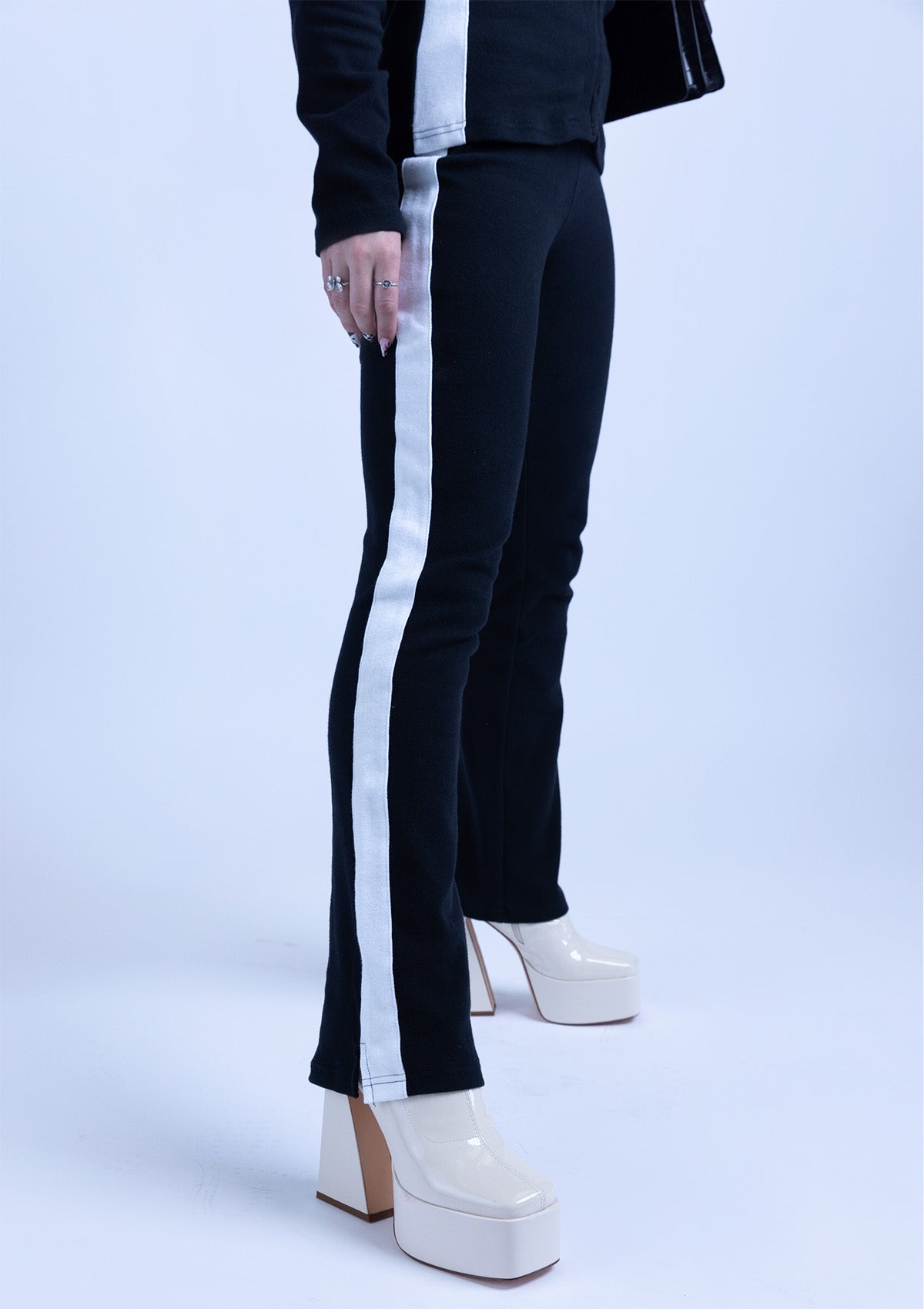 9800S Ladies Tracksuit - Black
