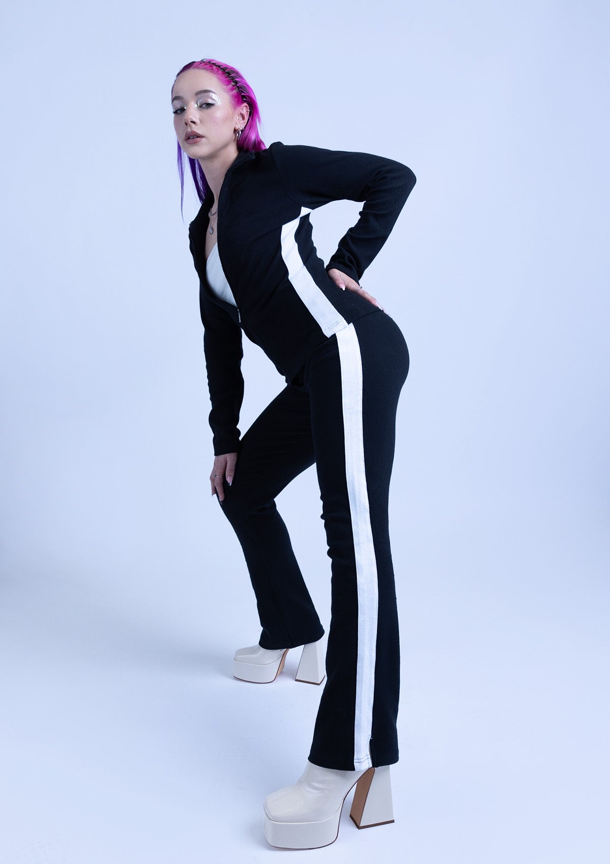9800S Ladies Tracksuit - Black